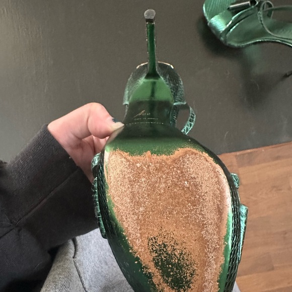 POSH STORE CLOSING 
Burberry (prorsum) Green Python Heels - Picture 8 of 11